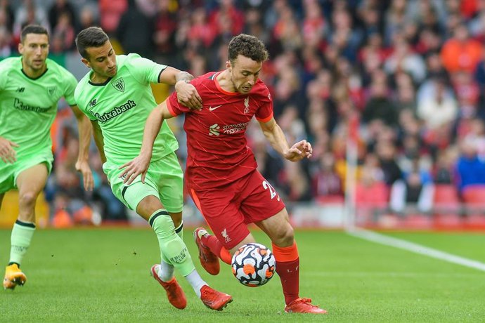 Archivo - Liverpool's forward Diogo Jota (20) during the Pre-Season Friendly football match between Liverpool and Athletic Bilbao on August 8, 2021 at Anfield in Liverpool, England - Photo Philip Bryan / ProSportsImages / DPPI