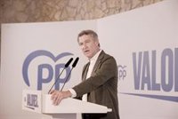 Feijóo cree que Sánchez "asfixia" económicamente a la Comunitat valenciana y celebra la aprobación de sus presupuestos