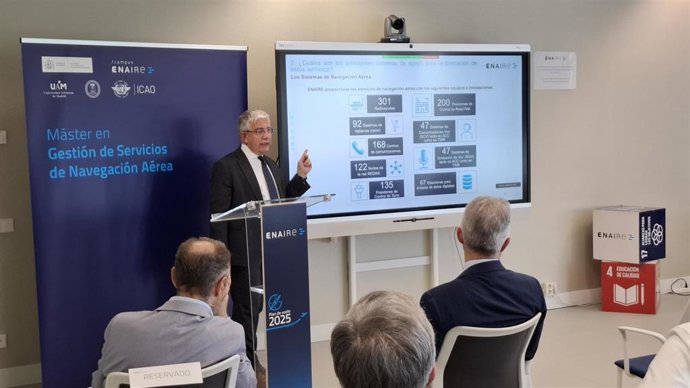 El director de servicios de navegacióm aérea de Enaire, José Luis Meler.