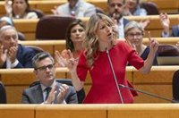 Yolanda Díaz respalda al fiscal general y le muestra confianza absoluta ante la "perplejidad" que genera el auto del TS