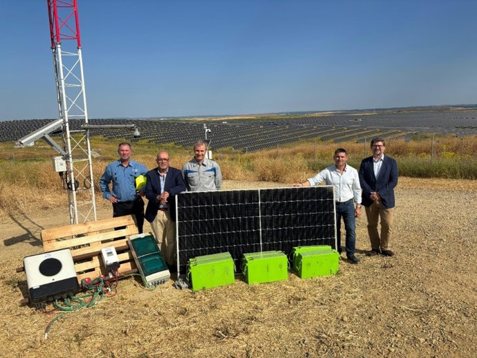 Kit Fotovoltaico Al Que Endesa Dará Una Segunda Vida.