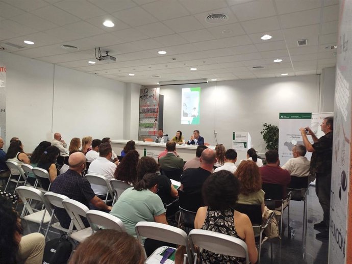 El SAE aborda en Córdoba los retos de la orientación laboral ante el desarrollo tecnológico.