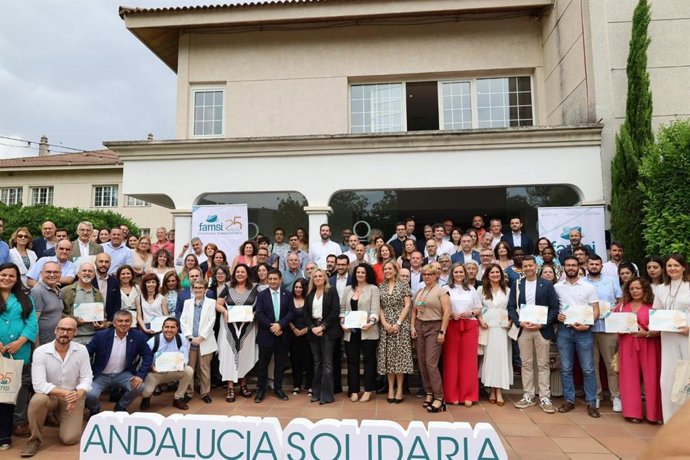 Reconocimientos por el 25º aniversario de Famsi