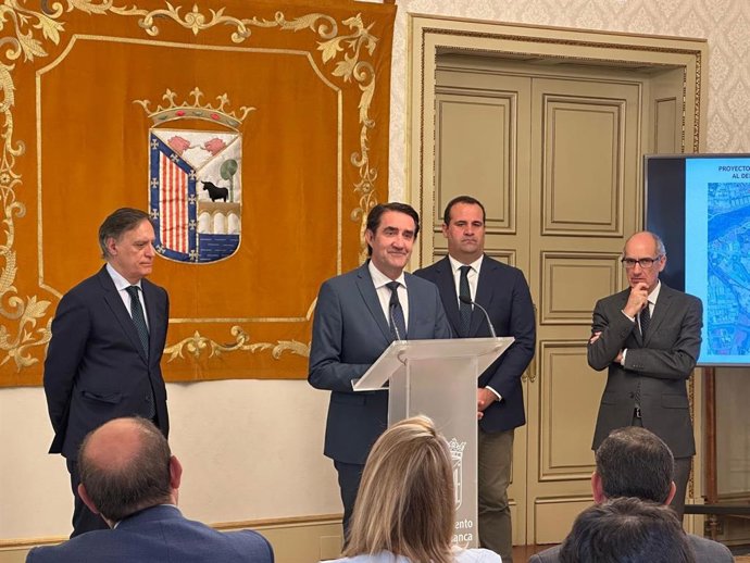 El consejero de Medio Ambiente, Ordenación del Territorio y Vivienda, Juan Carlos Suárez-Quiñones.
