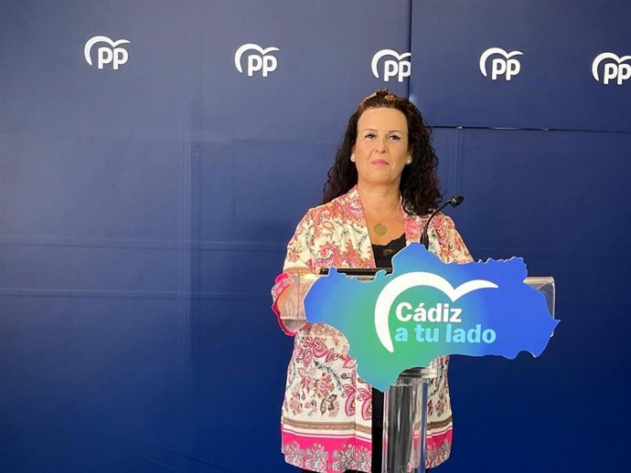 Ascensión Hita, parlamentaria andaluza por la provincia de Cádiz.