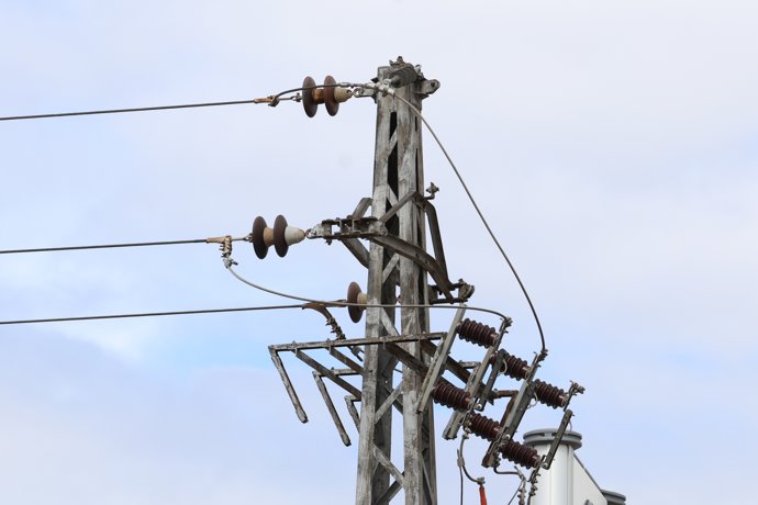 Un poste eléctrico. 