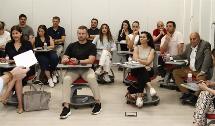 La RFEF celebra una jornada de formación para los delegados de Protección del Menor