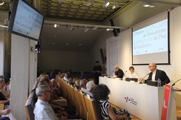 Gala de entrega de premios de la primera edición de los Premis de Periodisme de Pau de Catalunya