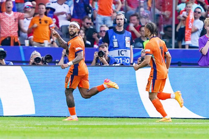 Archivo - Memphis Depay of Netherlands celebrates his goal 2-2 during the UEFA Euro 2024, Group D football match between Netherlands and Austria on June 25, 2024 at Olympiastadion in Berlin, Germany - Photo Andre Weening / Orange Pictures / DPPI