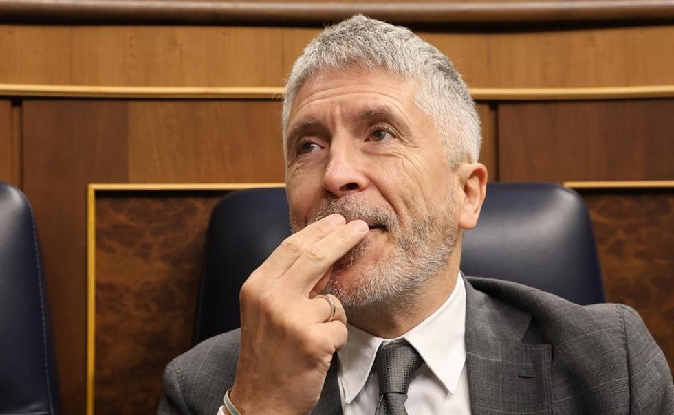 El ministro de Interior, Fernando Grande-Marlaska, durante una sesión de control al Gobierno, a 28 de mayo de 2025, en Madrid (España).