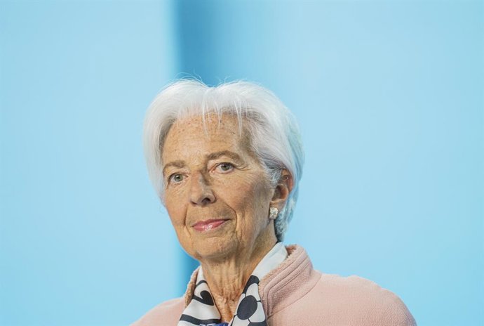 Archivo - 17 April 2025, Hesse, Frankfurt_Main: Christine Lagarde, President of the European Central Bank (ECB), addresses journalists regarding the central bank's latest interest rate decision. The European Central Bank (ECB) on Thursday cut its benchmar