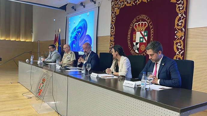 Inauguración de la jornada 'Fisioterapia y las Fuerzas Armadas Españolas'.
