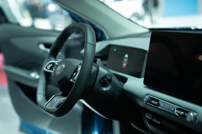 Archivo - El nuevo modelo MG S5 durante su presentación en el Automobile, a 9 de mayo de 2025, en Barcelona, Cataluña (España). 