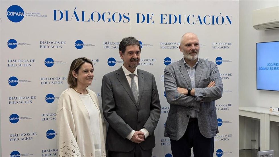 Diálogos COFAPA con el secretario de Estado de Educación, Abelardo de la Rosa