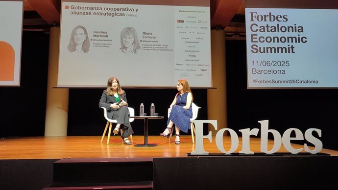 Carolina Martinoli y Gloria Lomana, en Forbes Catalonia Economic Summit.