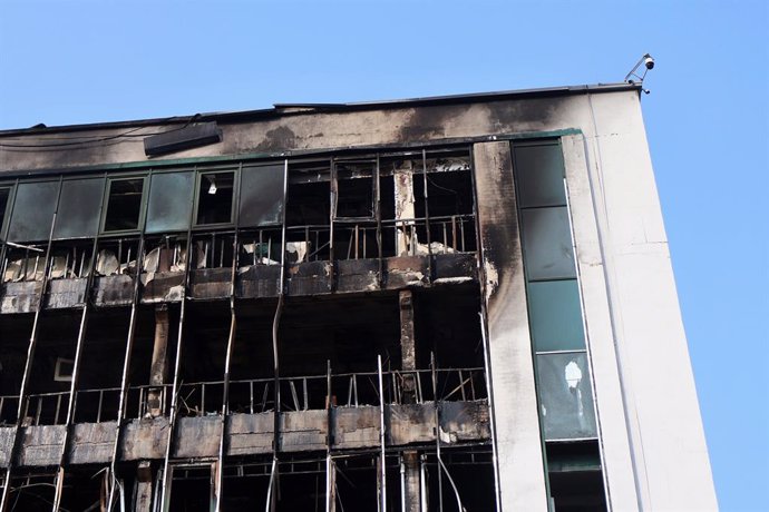 09 June 2025, Ukraine, Kiev: A viwe of a building hit by a Russian drone attack. Russia carried out a drone attacks on Ukraine's capital and port city of Odesa killing one person and hitting a maternity hospital, Ukrainian officials said calling for furth