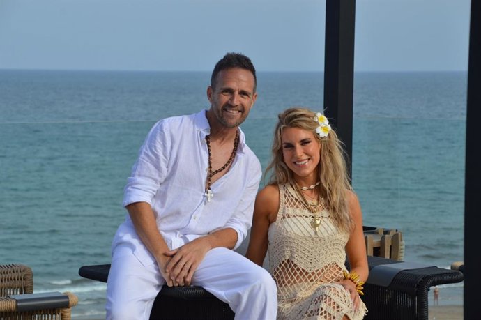 Eduard Forés y María Forés, presentadores de 'A la Fresca'