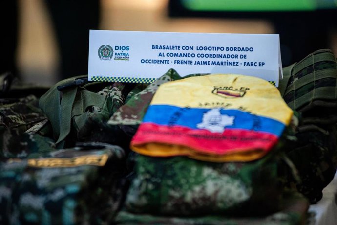 Archivo - Brazalete de las FARC.