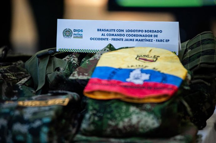 Archivo - Arquivo - 16 de janeiro de 2023, Bogotá, Cundinamarca, Colômbia: O general da polícia colombiana Henry Sanabria dá uma entrevista coletiva em Bogotá, Colômbia, depois que a polícia de trânsito colombiana retirou as armas de fogo e os uniformes d