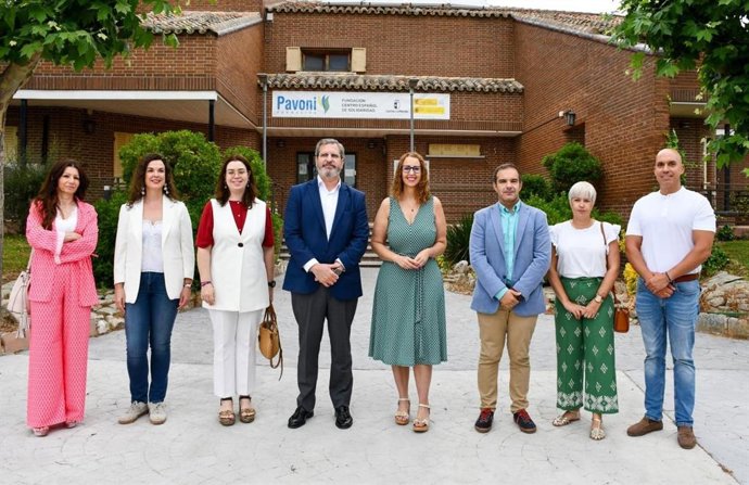 Inauguración en Ugenadel taller 'Piérdele miedo a la inteligencia artificial', organizado por Fedeto con la colaboración del Instituto de la Mujer y de la Consejería de Igualdad.