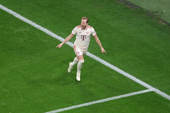 Archivo - 11 March 2025, North Rhine-Westphalia, Leverkusen: Munich's Harry Kane celebrates scoring his side's first  goal during the UEFA Champions League round of 16 second leg soccer match between Bayer Leverkusen and Bayern Munich at the BayArena. Pho
