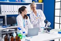 Ciencia estabilizará 2.330 puestos de personal investigador y técnico en los Organismos Públicos de Investigación