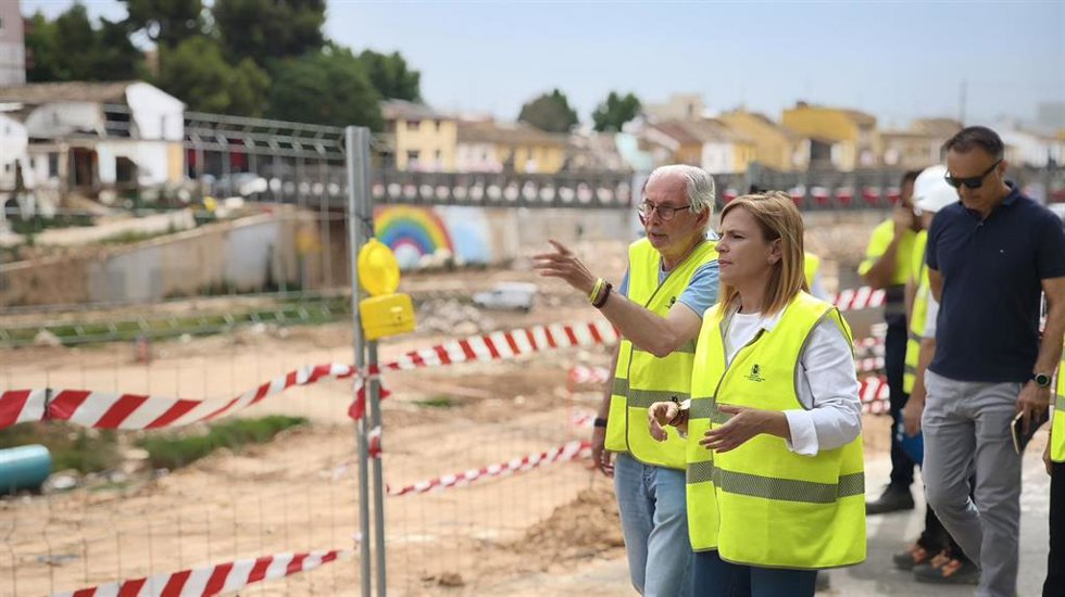 Bernabé visita los trabajos en Picanya