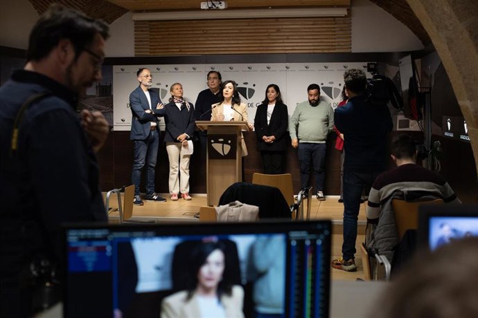 Archivo - Presentación el pasado mes de marzo del III Festival de Ópera que llega este fin de semana a Villanueva de la Vera y Valverde