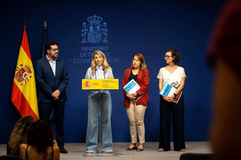 La vicepresidenta segunda del Gobierno y ministra de Trabajo y Economía Social, Yolanda Díaz, durante la presentación de la campaña de la Inspección de Trabajo y Seguridad Social (ITSS) y las informaciones preventivas del Instituto Nacional de Seguridad