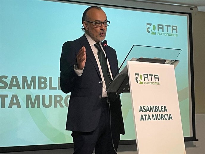 Francisco Casado, reelegido presidente de ATA Murcia
