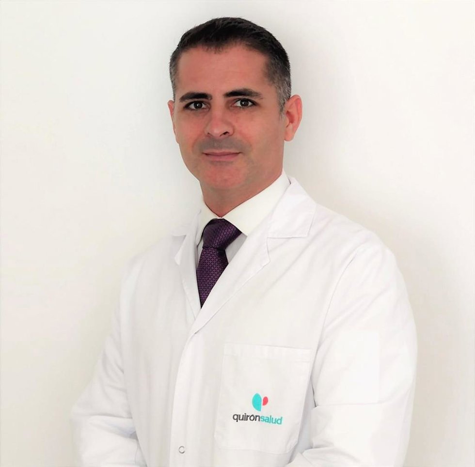 El doctor Cristóbal Moreno, urólogo del Hospital Quirónsalud Murcia.