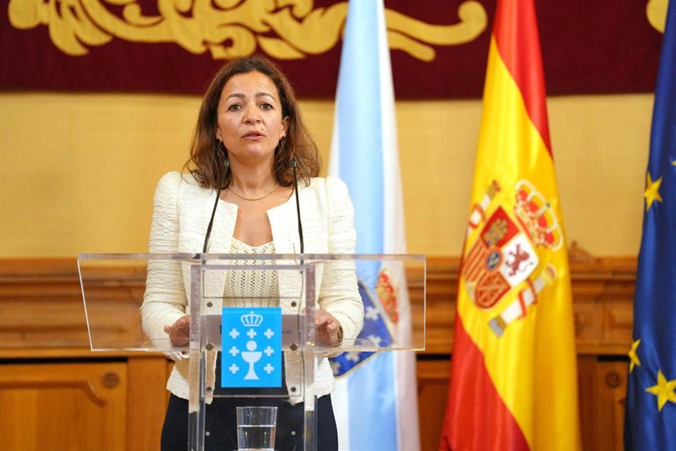 La nueva conselleira do Mar, Marta Villaverde, durante el acto de su toma de posesión en Pazo de Raxoi, a 5 de junio de 2025, en Santiago de Compostela, A Coruña (España). Marta Villaverde toma posesión de su car tras la dimisión del anterior conselleir