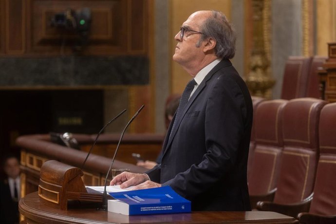 Archivo - El defensor del pueblo, Ángel Gabilondo, interviene durante una sesión plenaria en el Congreso de los Diputados, a 21 de noviembre de 2024, en Madrid (España). 