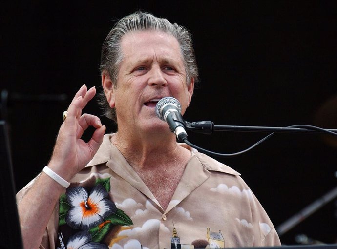Archivo - File photo dated 26/06/05 of Brian Wilson, who has called off his 2015 UK tour to focus on promoting a new movie about his life.