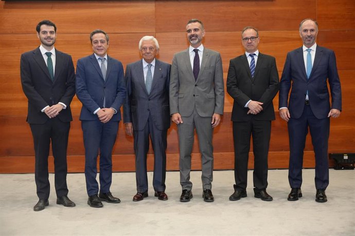 Foto familiar de la presentación de la XXXV edición del 'Ranking de las 1.200 mayores empresas en Andalucía'.