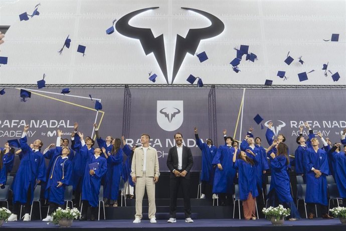 Toni Kroos apadrina a la novena promoción de la Rafa Nadal Academy by Movistar