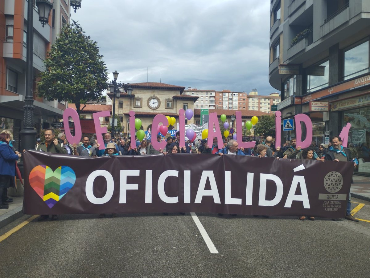 PP, Vox y Pumares tumban la reforma del Estatuto de Autonomía para la oficialidad del asturiano