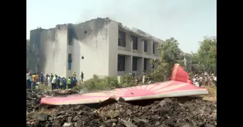 Un avión de Air India con más de 240 personas a bordo y con destino a Londres se estrella en India