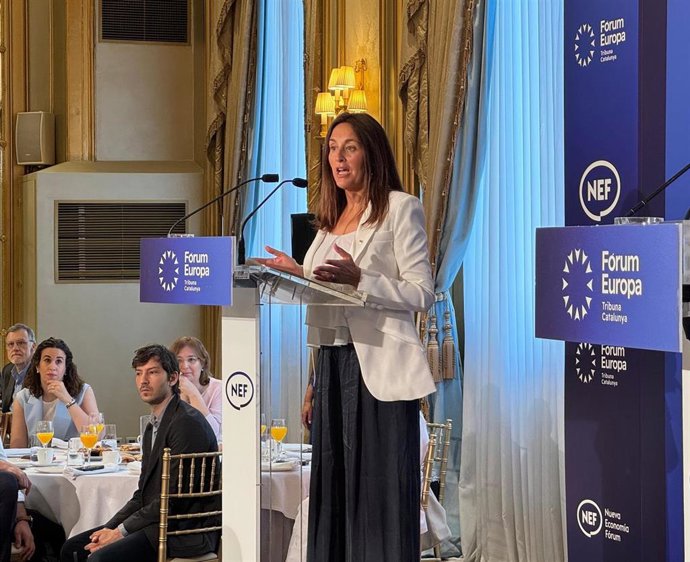 La consellera Esther Niubó en el encuentro de este jueves