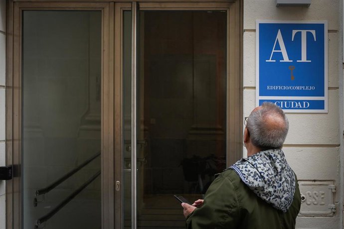 Archivo - Apartamento turístico en el centro de Sevilla. A 02 de abril de 2024, en Sevilla (Andalucía, España).