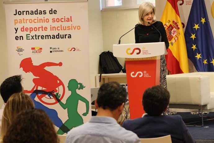 La consejera de Cultura, Turismo, Jóvenes y Deporte, Victoria Bazaga, en las Jornadas de Patrocinio Social y Deporte Inclusivo, un encuentro celebrado en el Consejo Superior de Deportes.
