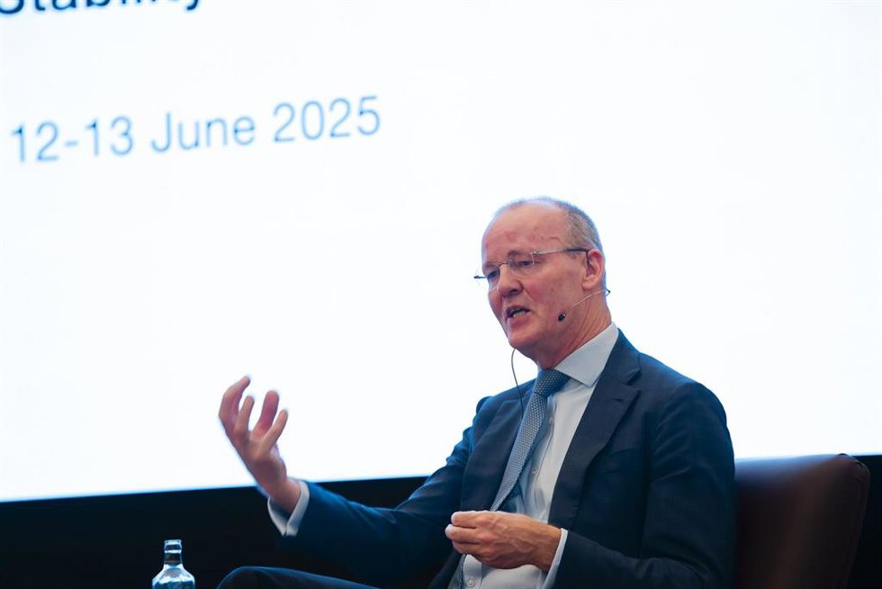 El presidente del Banco de los Países Bajos, Klaas Knot, durante la quinta Conferencia de Estabilidad Financiera, en la sede del Banco de España, a 12 de junio de 2025, en Madrid (España). El encuentro se celebra los días 12 y 13 de junio, organizado po