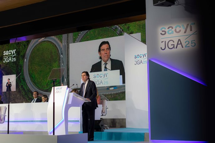 El presidente y consejero delegado de Sacyr, Manuel Manrique