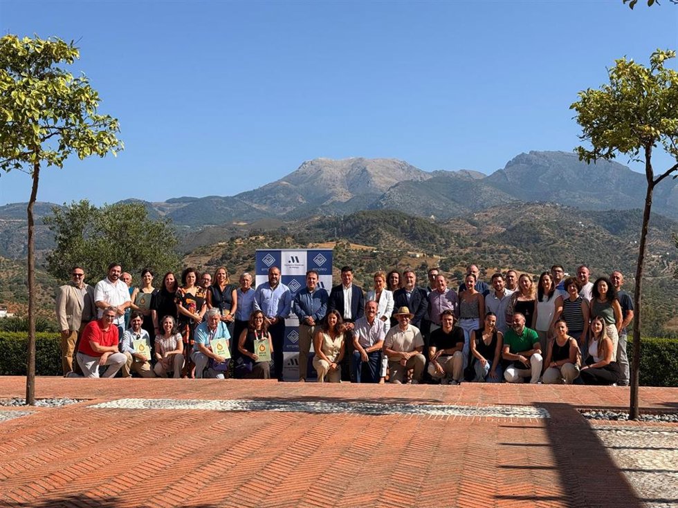 La Diputación reúne a agentes económicos y sociales de la Sierra de las Nieves para analizar las nuevas oportunidades de empleo del proyecto Bio+a Málaga