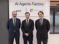 PwC se alía con Microsoft para impulsar los agentes de inteligencia artificial y lanzan 'AI Agents Factory'