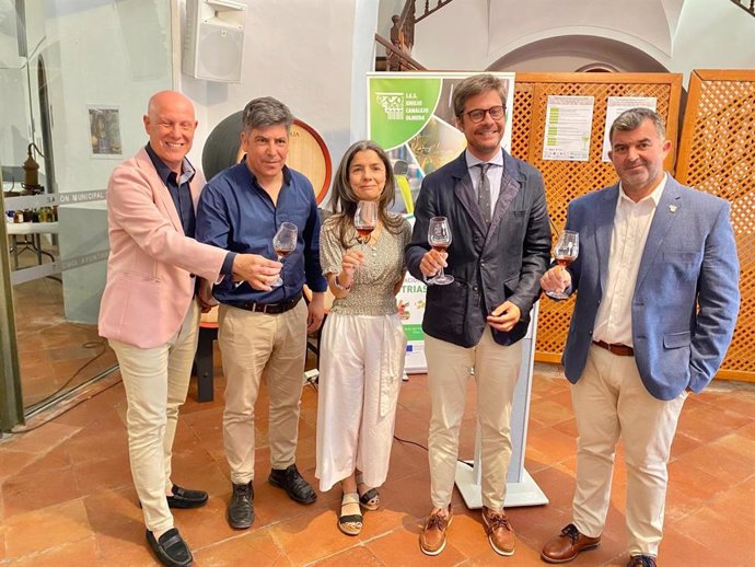 Diego Copé (2º dcha.) en las jornadas de formación de FP del IES Emilio Canalejo Olmeda de Montilla.
