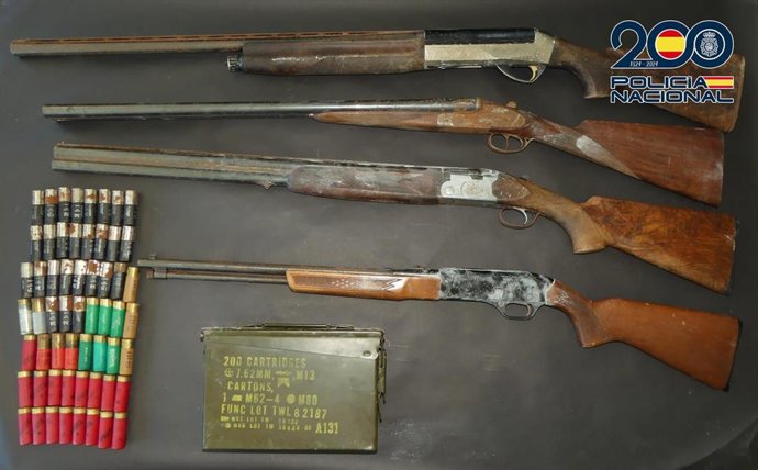 Detenido un fugitivo por tenencia de armas y robo con fuerza en Ciutadella