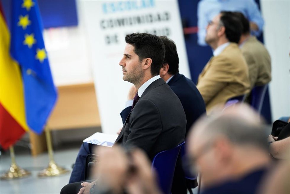 El consejero de Educación, Ciencia y Universidades de la Comunidad de Madrid, Emilio Viciana, inaugura el Encuentro Familia y Escuela, en Madrid, el 11 de junio de 2025.