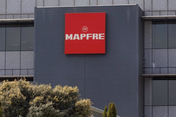 Archivo - Fachada de la sede de Mapfre, a 10 de abril de 2023, en Madrid (España). Mapfre es una empresa multinacional española dedicada al sector del seguro y reaseguro, con presencia en 40 países. 