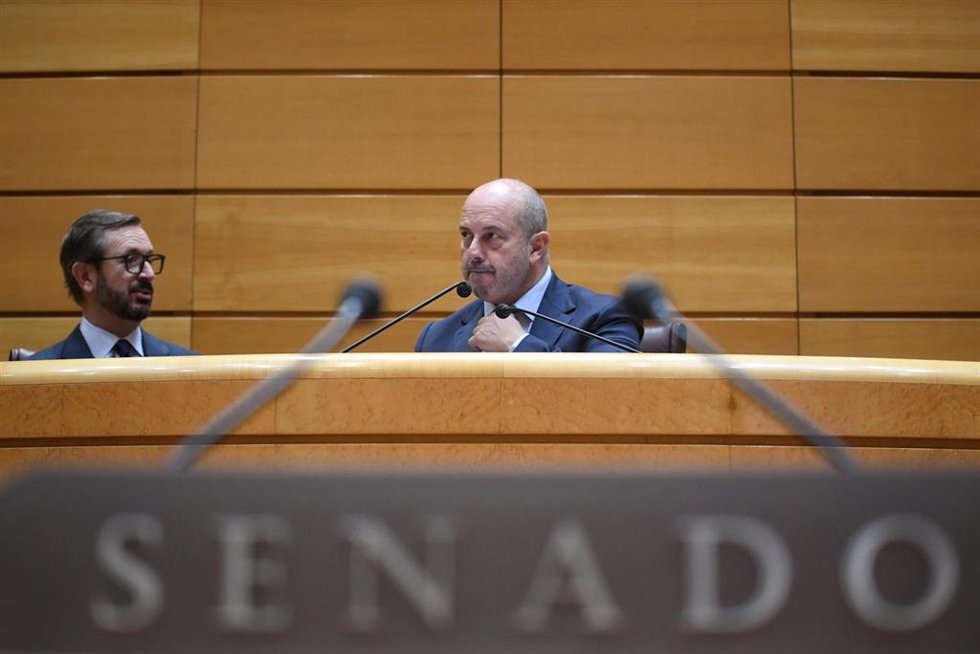 Archivo - El presidente del Senado, Pedro Rollán, durante una sesión plenaria, en el Senado, a 18 de septiembre de 2024, en Madrid (España). El Senado emulará hoy al Congreso de los Diputados y sacará adelante una moción presentada por el PP.